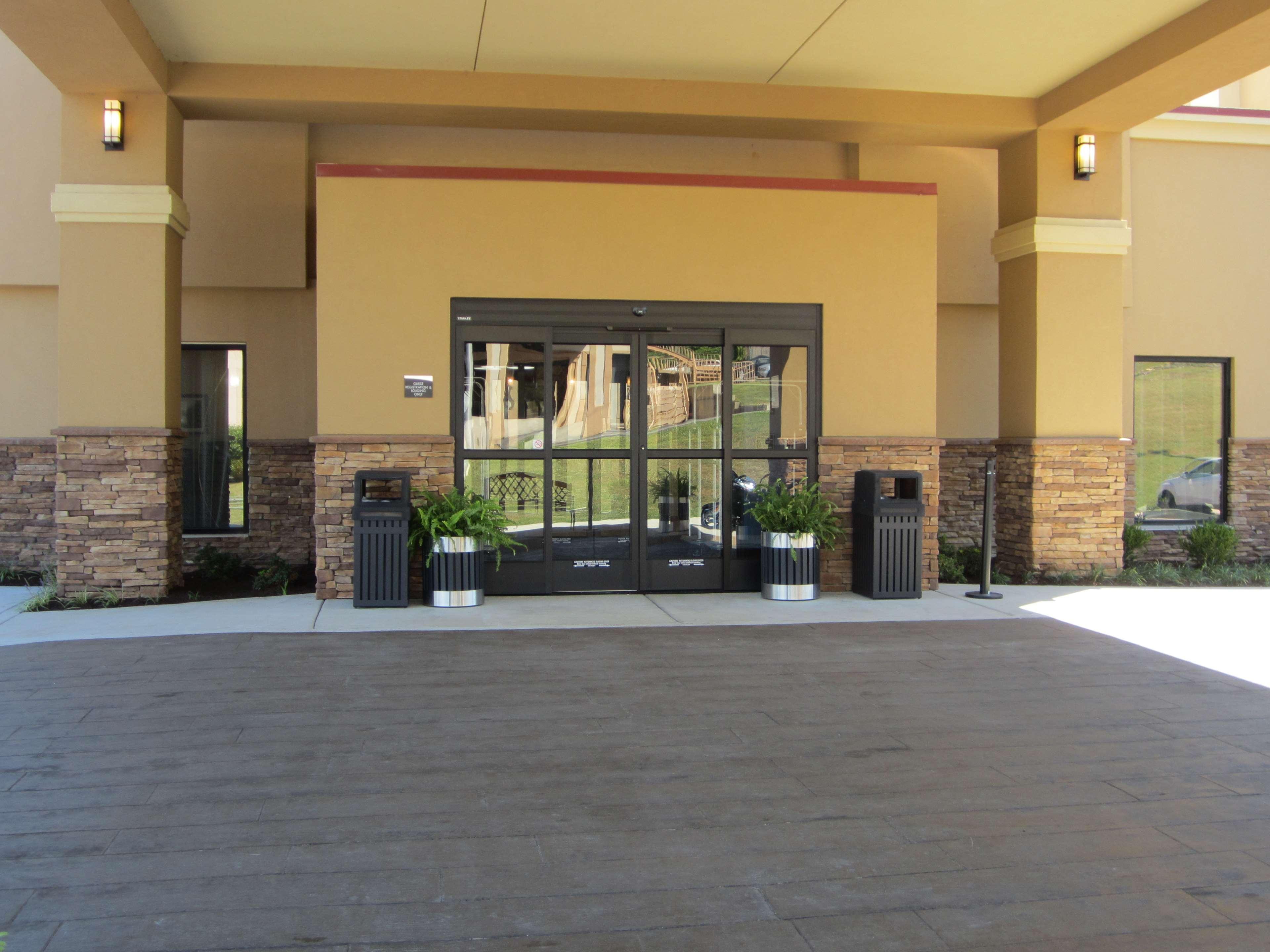 Best Western Plus Sunrise Inn Nashville Bagian luar foto